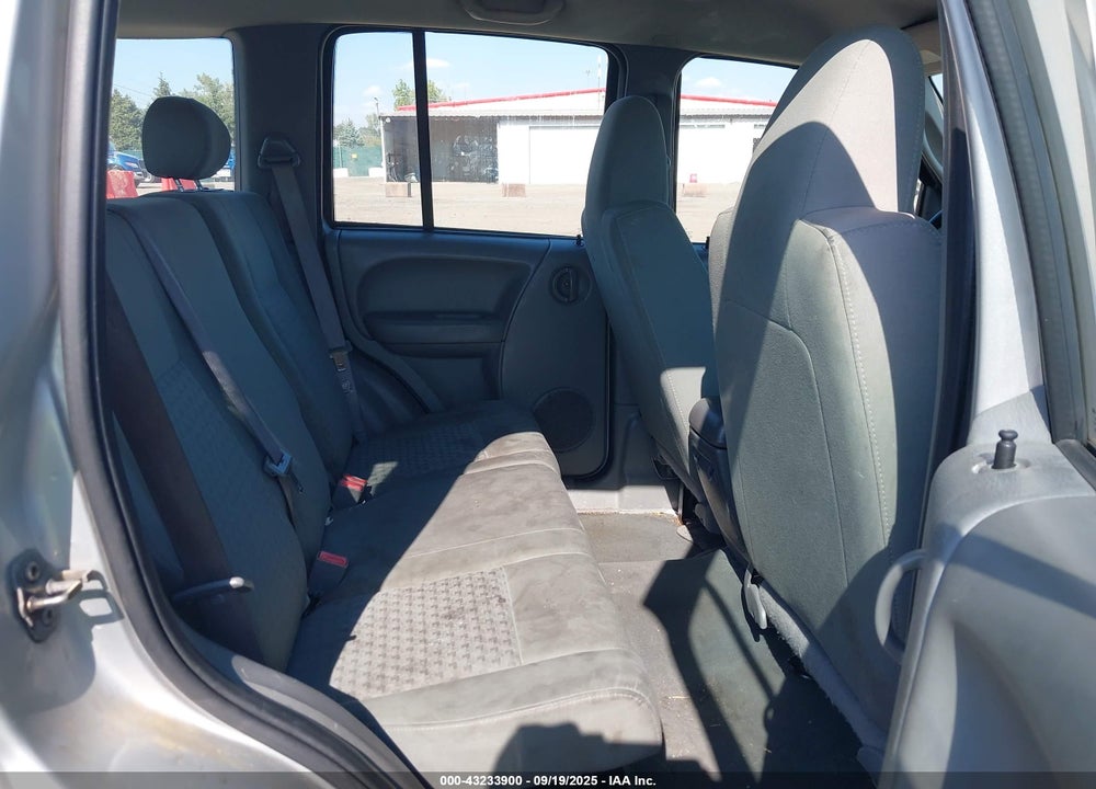 2007 JEEP LIBERTY SPORT VIN: 1J8GK48K17W654253