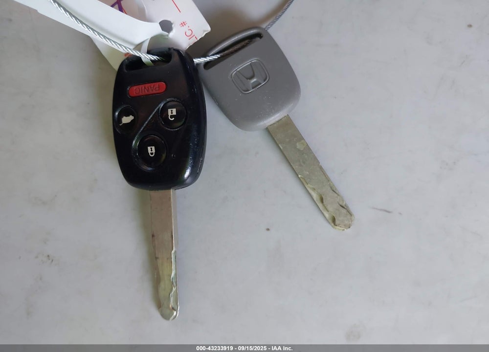 2009 HONDA PILOT VIN: 5FNYF48549B040136