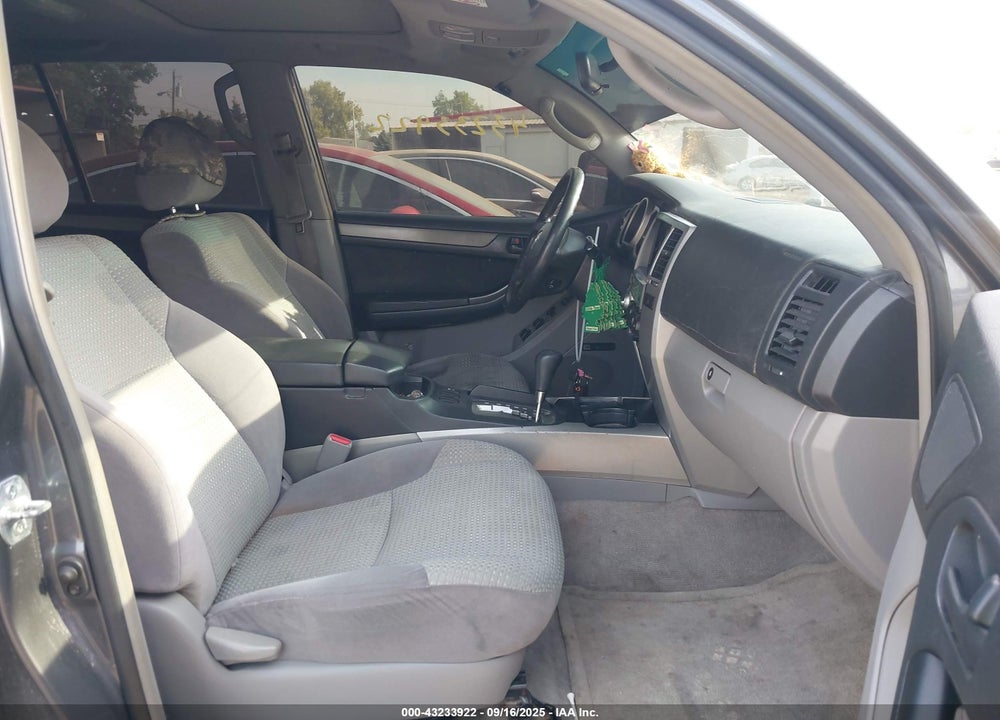 2004 TOYOTA 4RUNNER SR5 V6 VIN: JTEBU14R748025587