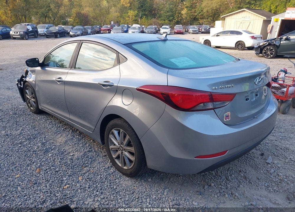 2015 HYUNDAI ELANTRA VIN: 5NPDH4AE3FH600907