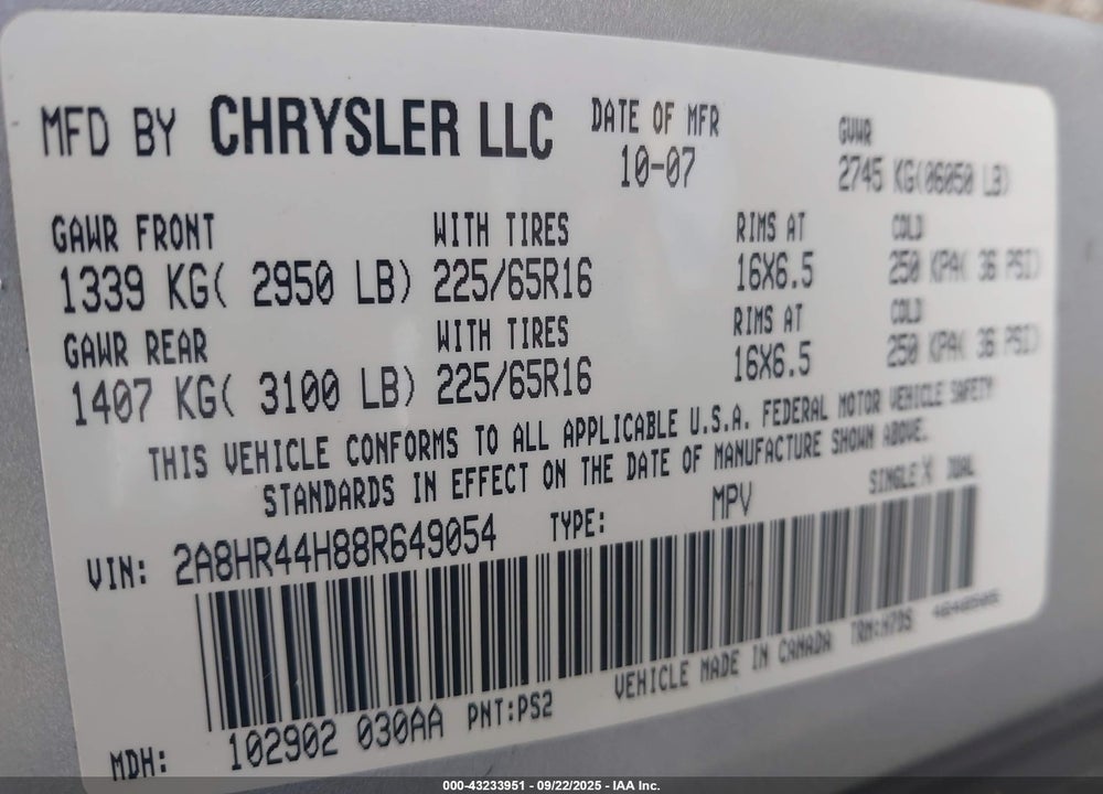 2008 CHRYSLER TOWN & COUNTRY LX VIN: 2A8HR44H88R649054