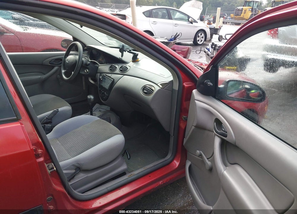 2004 FORD FOCUS LX VIN: 1FAFP33PX4W121241
