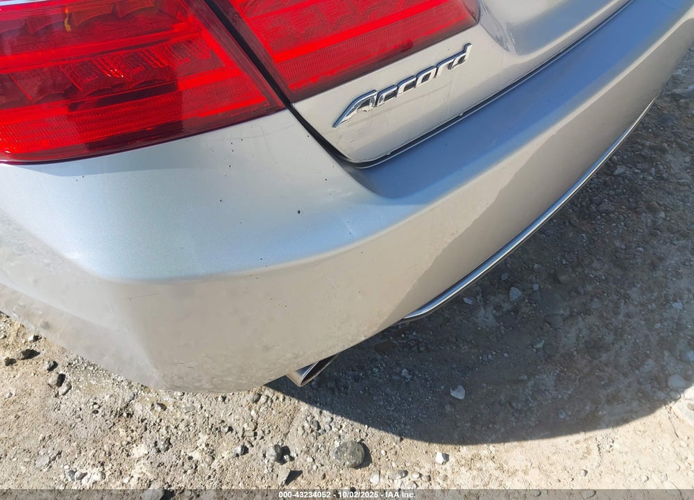 2014 HONDA ACCORD VIN: 1HGCR3F99EA029025