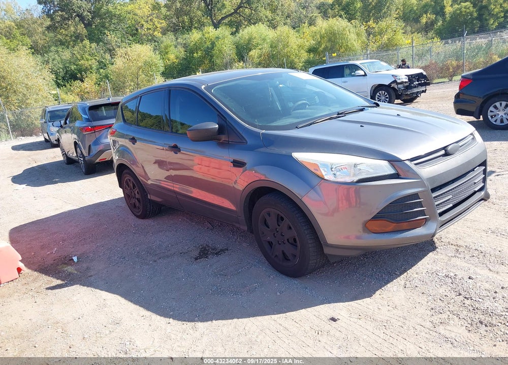 2013 FORD ESCAPE S VIN: 1FMCU0F71DUB82002