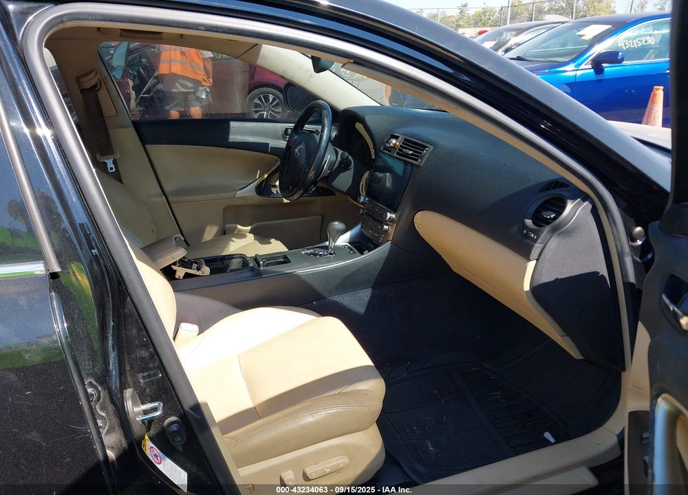 2008 LEXUS IS 250 VIN: JTHCK262382026439