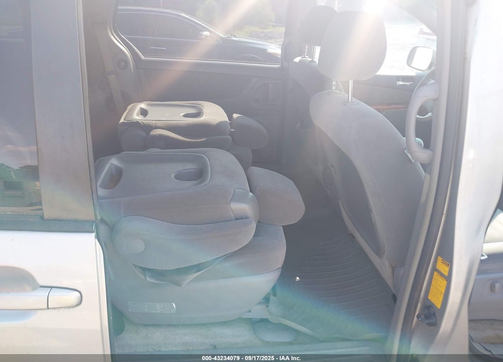 2006 TOYOTA SIENNA VIN: 5TDZA22C56S571934
