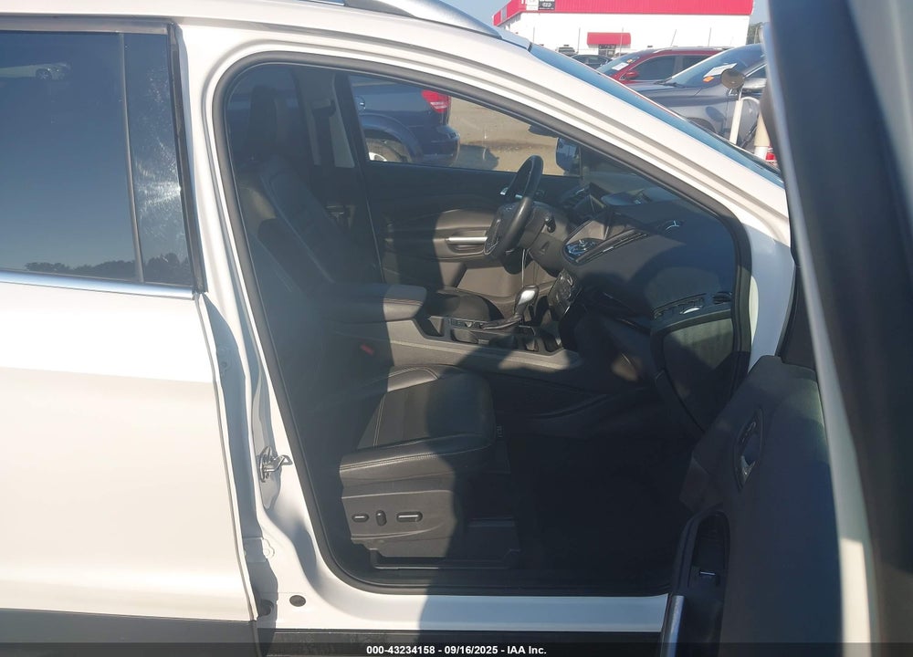 2018 FORD ESCAPE VIN: 1FMCU0J90JUA60865