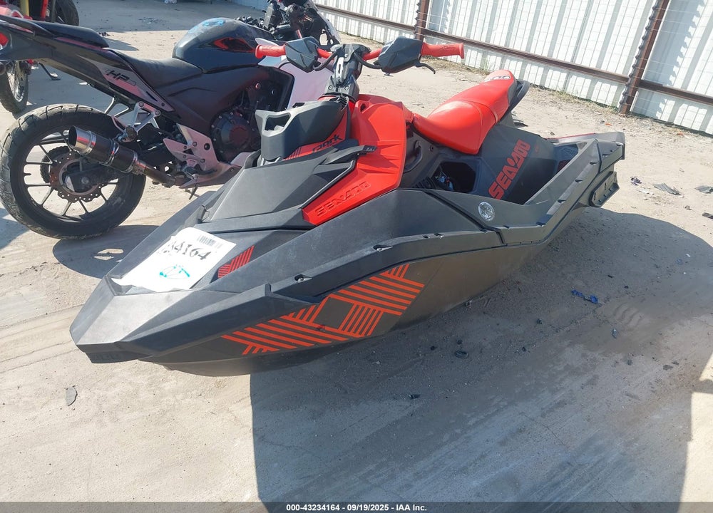 2022 SEADOO SPARK VIN: YDV00852B222