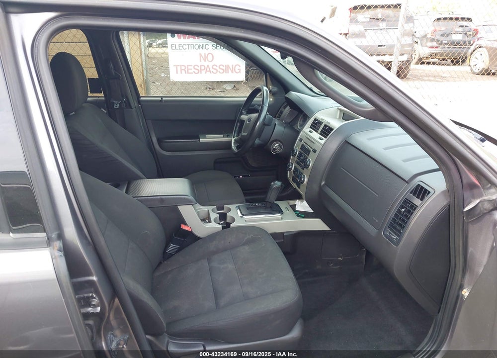 2009 FORD ESCAPE VIN: 1FMCU93779KC31909