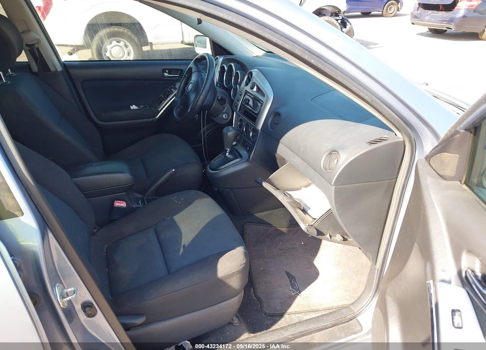2008 TOYOTA MATRIX VIN: 2T1KR32E68C701104