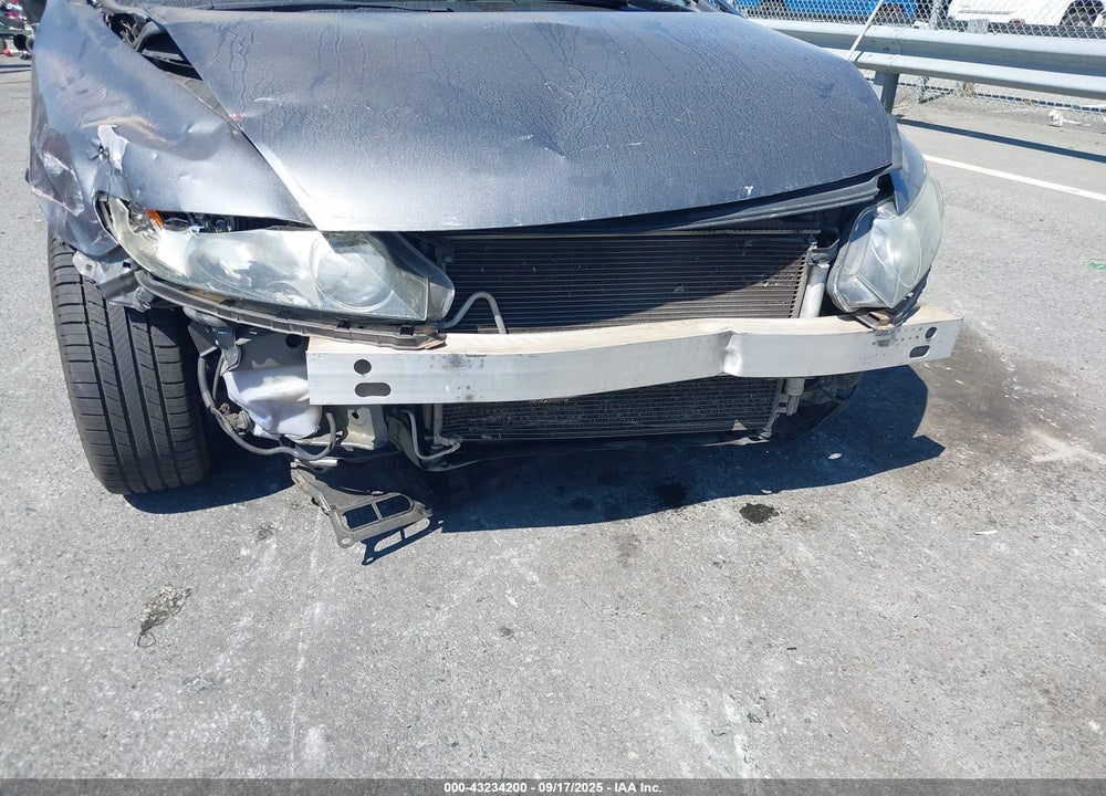2009 HONDA CIVIC VIN: 1HGFA16819L027313