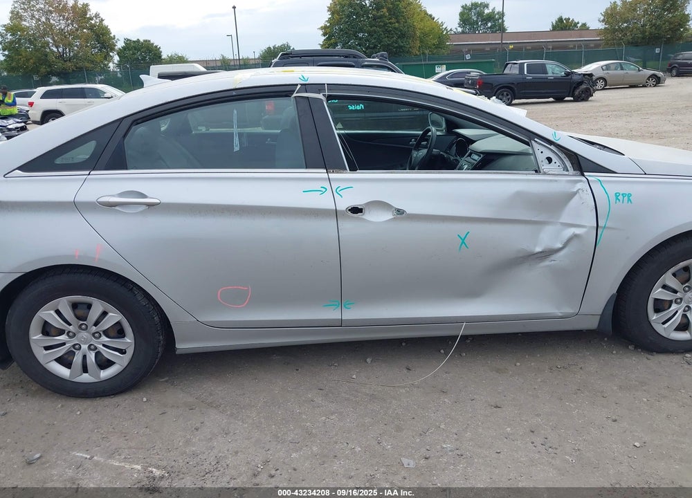 2011 HYUNDAI SONATA GLS VIN: 5NPEB4AC8BH102359