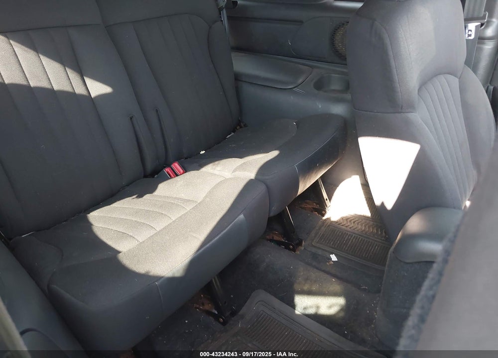 2005 CHEVROLET BLAZER LS VIN: 1GNCT18X45K106904