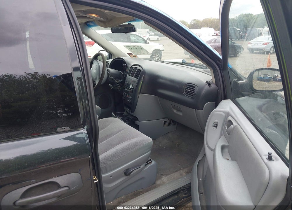 2006 DODGE CARAVAN SXT VIN: 1D4GP45R56B737011