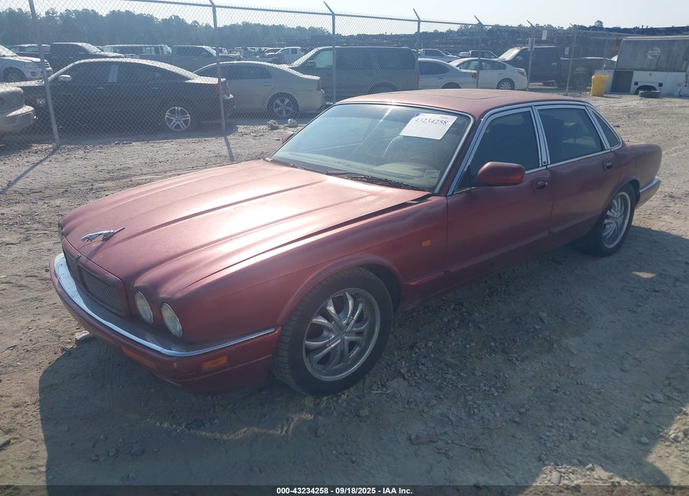 1996 JAGUAR XJR VIN: SAJPX1141TC781357