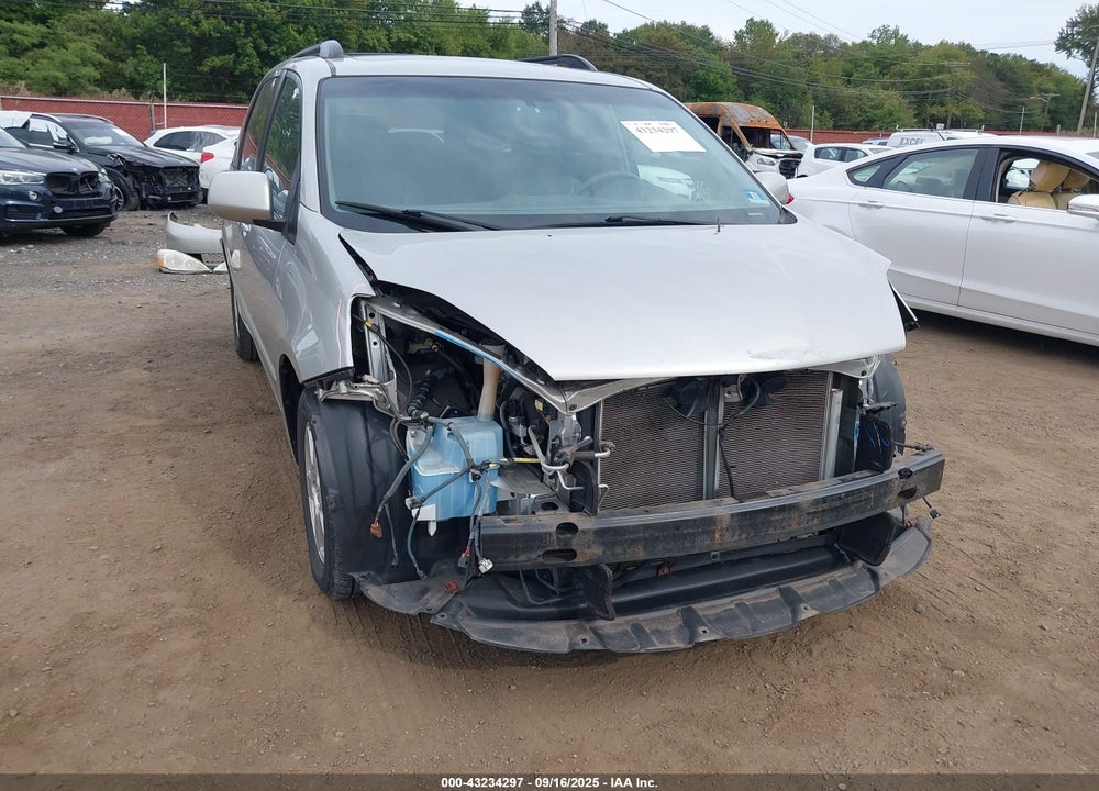2010 TOYOTA SIENNA XLE VIN: 5TDYK4CC2AS296082