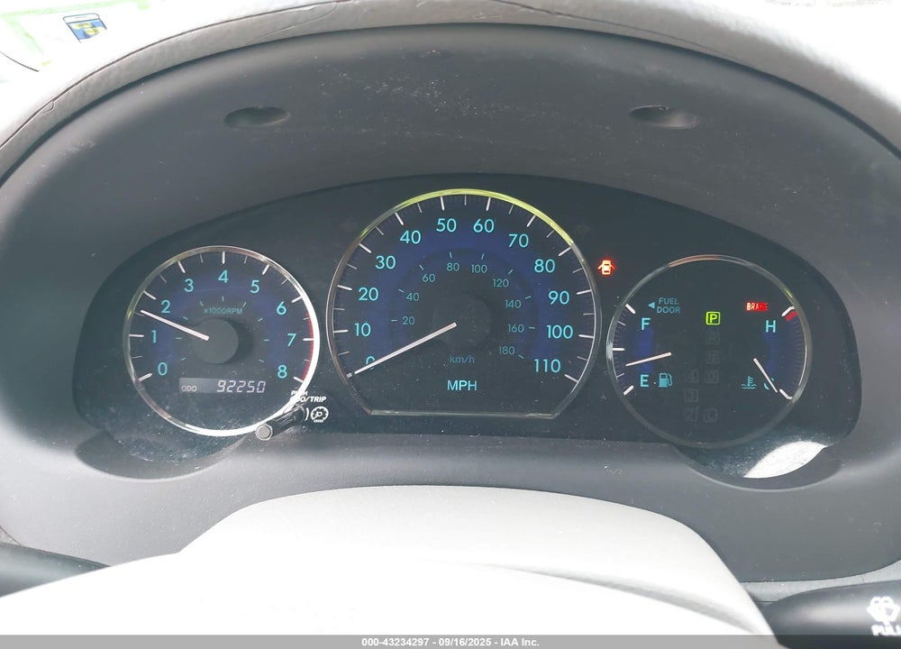 2010 TOYOTA SIENNA XLE VIN: 5TDYK4CC2AS296082