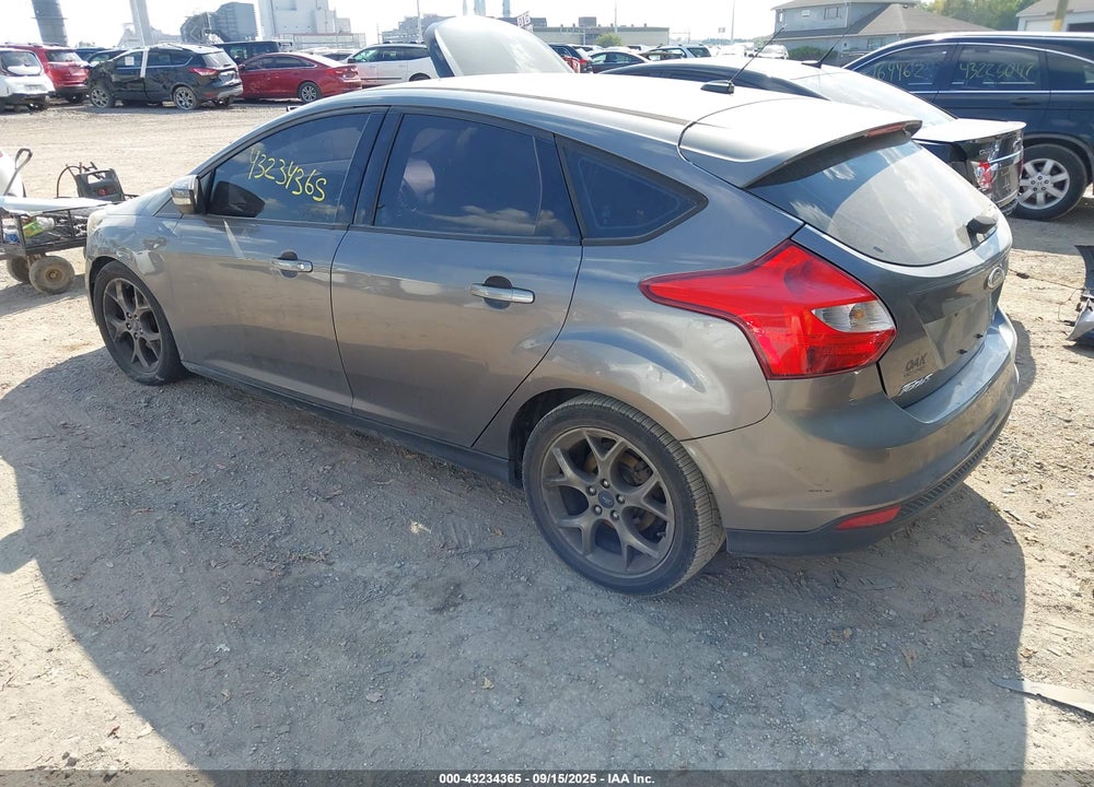 2014 FORD FOCUS SE VIN: 1FADP3K28EL150947
