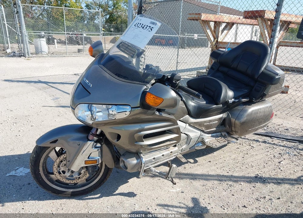 2006 HONDA GL1800 VIN: 1HFSC47G06A501148