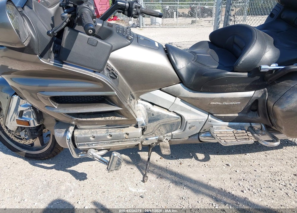 2006 HONDA GL1800 VIN: 1HFSC47G06A501148