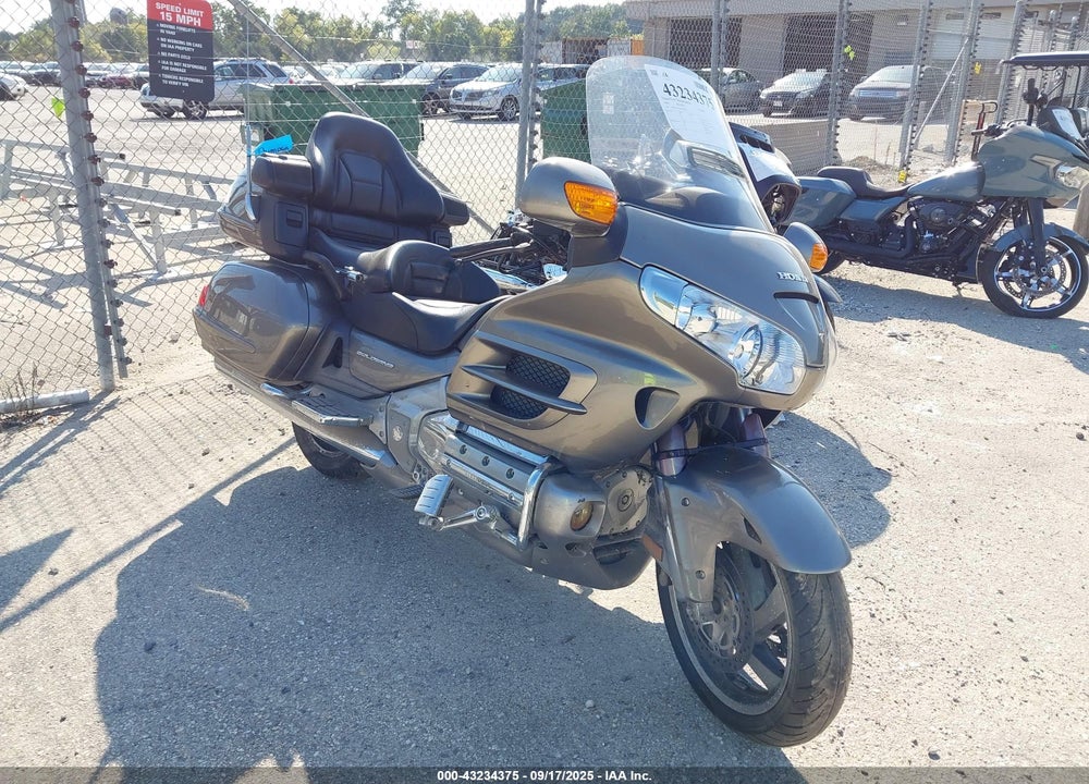 2006 HONDA GL1800 VIN: 1HFSC47G06A501148