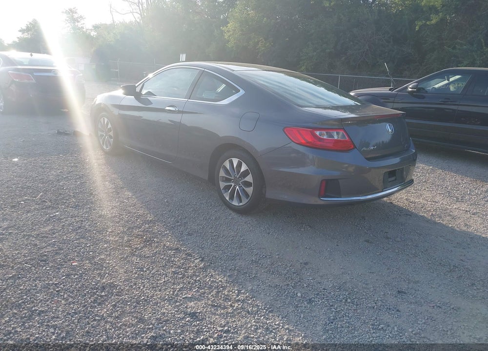 2013 HONDA ACCORD VIN: 1HGCT1B3XDA016225