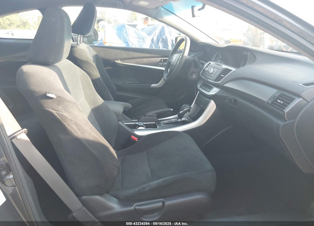 2013 HONDA ACCORD VIN: 1HGCT1B3XDA016225