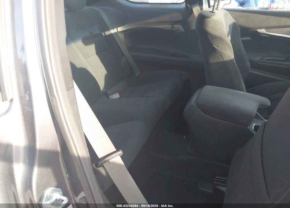 2013 HONDA ACCORD VIN: 1HGCT1B3XDA016225