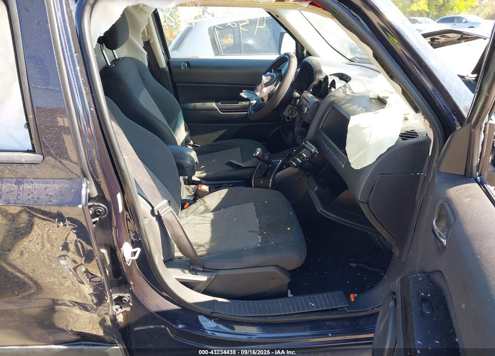 2011 JEEP PATRIOT VIN: 1J4NF1GB8BD140983