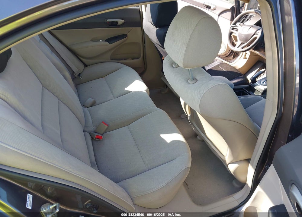 2010 HONDA CIVIC LX VIN: 19XFA1F5XAE082957