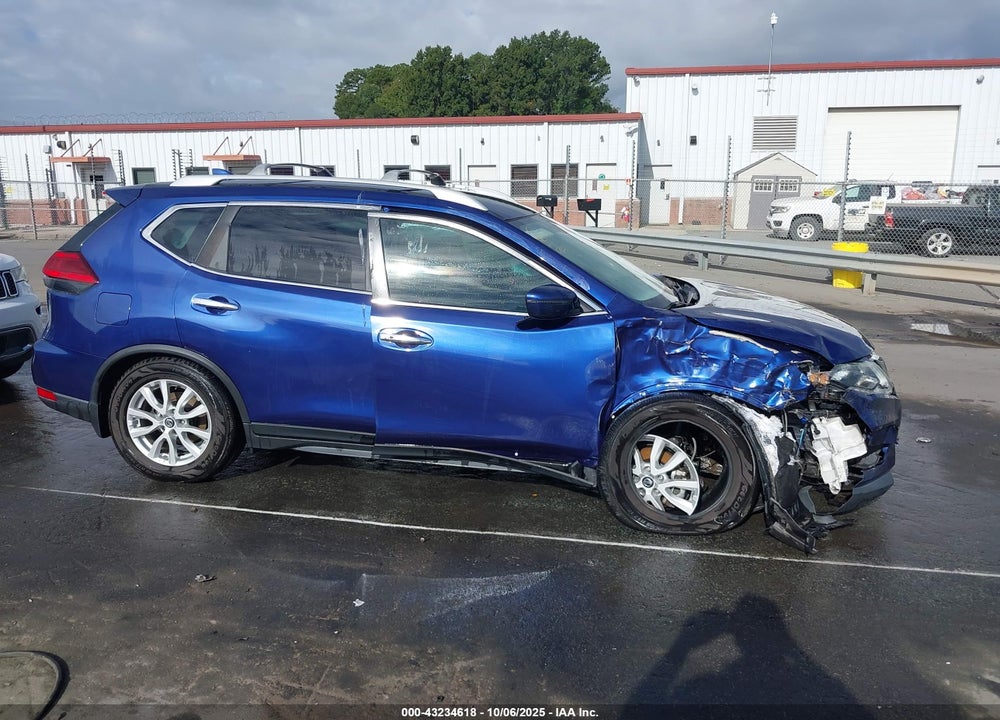 2017 NISSAN ROGUE SV VIN: 5N1AT2MT9HC887793
