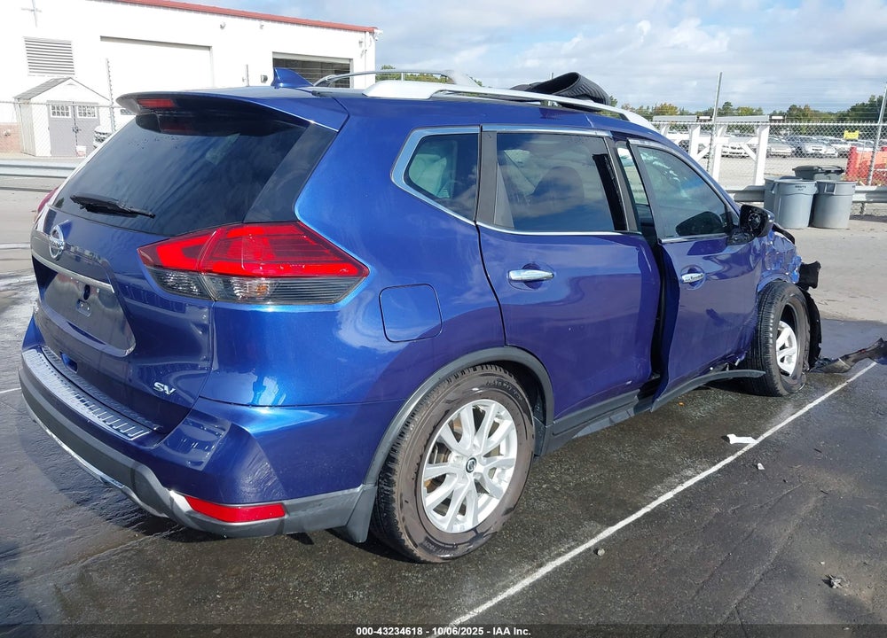 2017 NISSAN ROGUE SV VIN: 5N1AT2MT9HC887793