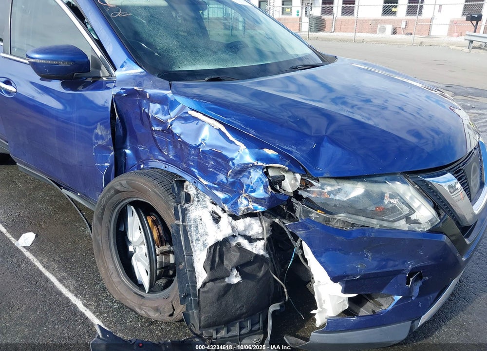 2017 NISSAN ROGUE SV VIN: 5N1AT2MT9HC887793