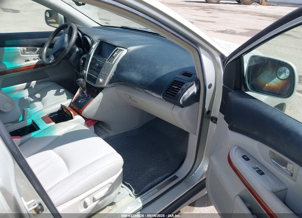 2004 LEXUS RX 330 VIN: JTJHA31U040057997