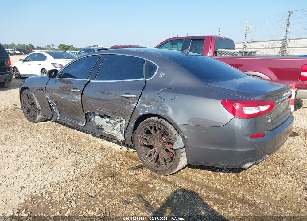 2016 MASERATI QUATTROPORTE VIN: ZAM56RRA3G1174567