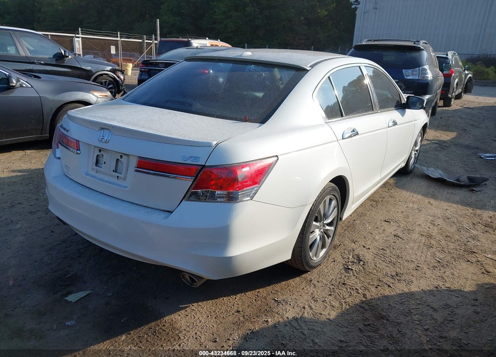 2012 HONDA ACCORD VIN: 1HGCP3F81CA009698