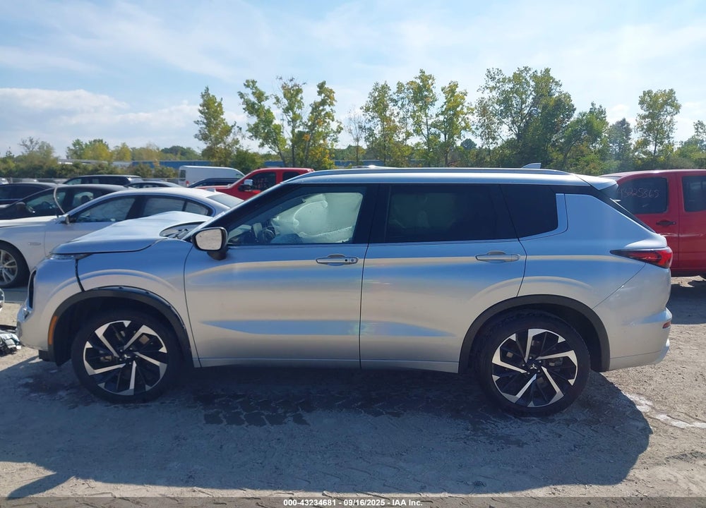 2022 MITSUBISHI OUTLANDER VIN: JA4J3VA87NZ008641