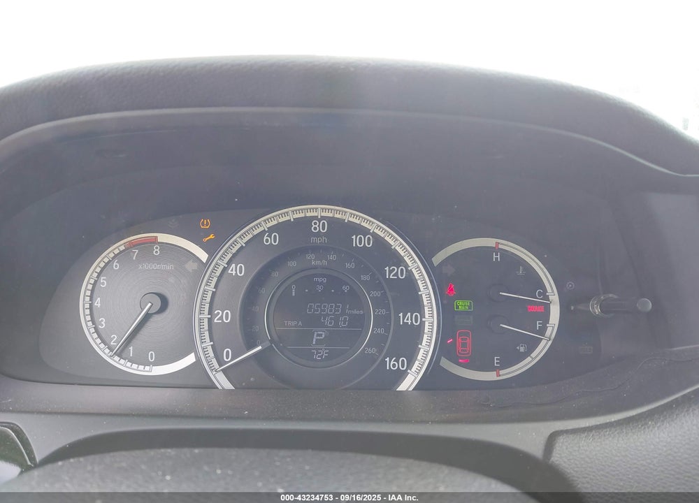 2016 HONDA ACCORD VIN: 1HGCR2F38GA107996