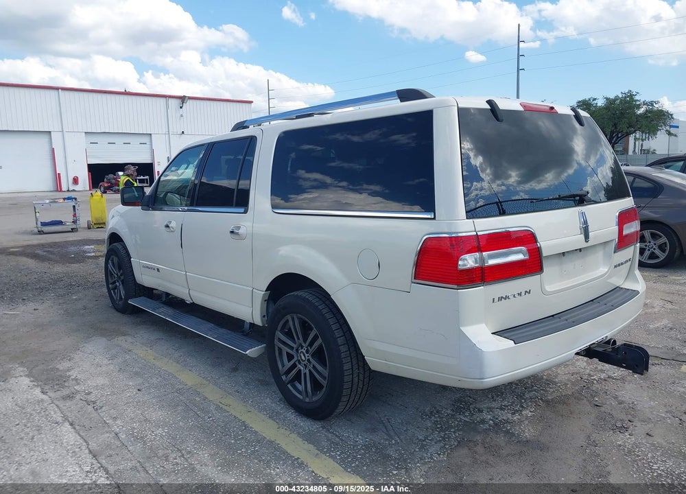 2008 LINCOLN NAVIGATOR L VIN: 5LMFL28558LJ15788
