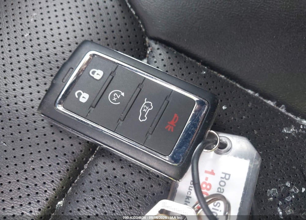 2024 JEEP GRAND CHEROKEE L VIN: 1C4RJKBG3R8602335