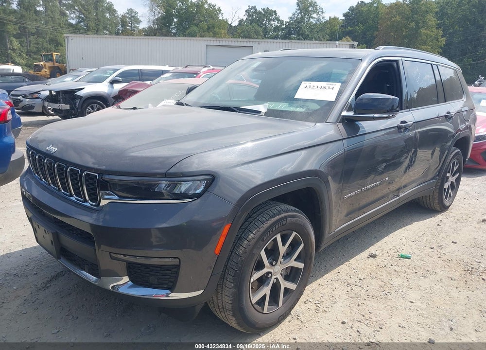 2024 JEEP GRAND CHEROKEE L VIN: 1C4RJKBG3R8602335