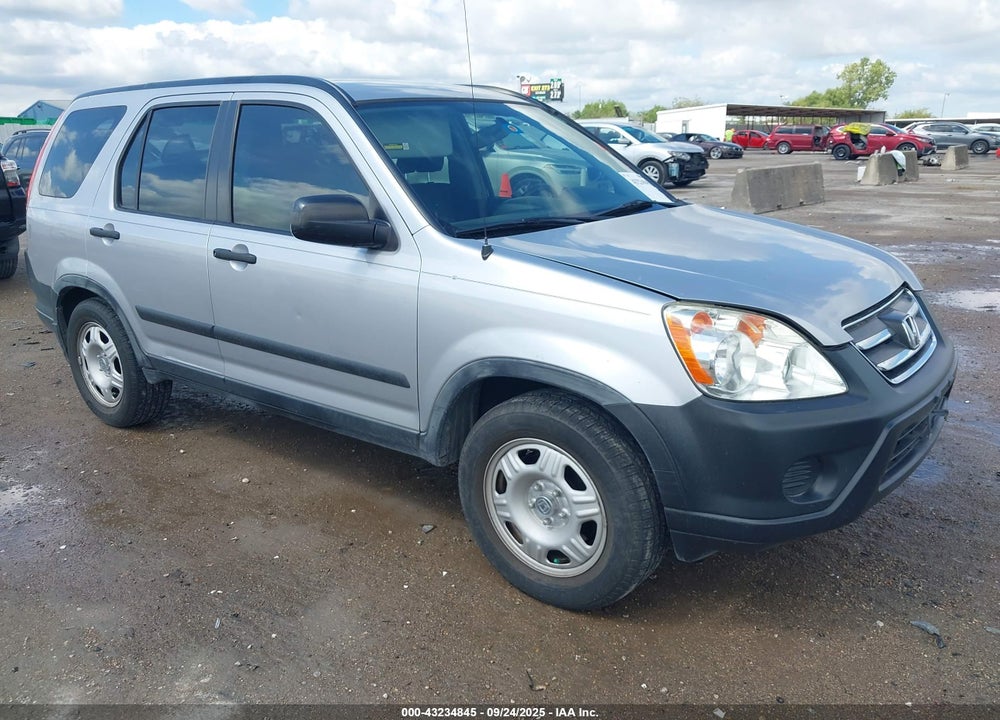 2005 HONDA CR-V LX VIN: JHLRD68565C013617