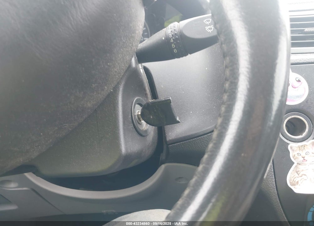 2007 FORD FOCUS S/SE/SES VIN: 1FAHP34N87W130921