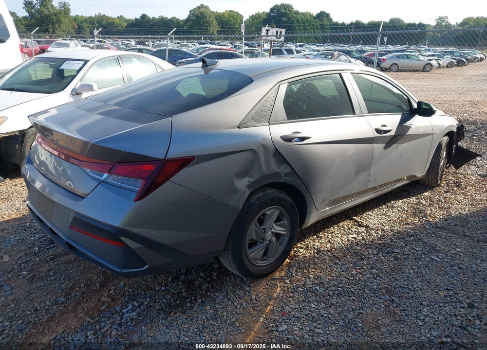 2024 HYUNDAI ELANTRA SE VIN: KMHLL4DG3RU829911