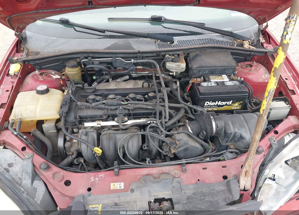 2005 FORD FOCUS ZX4 VIN: 1FAFP34NX5W163374