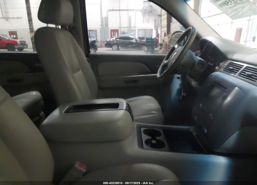 2008 GMC YUKON HYBRID VIN: 1GKFK135X8R243666