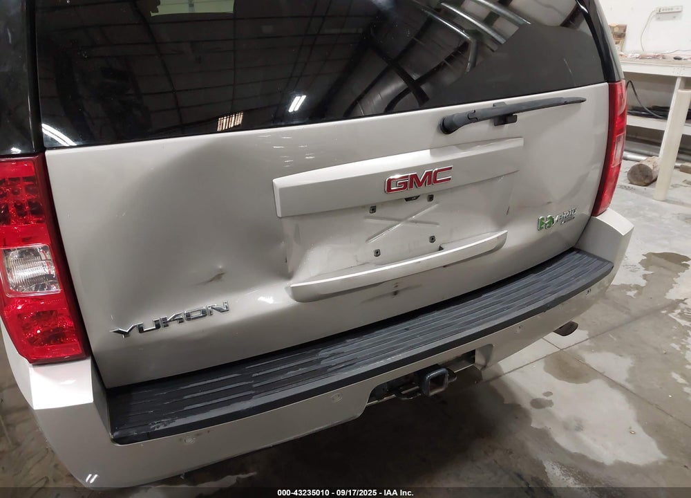 2008 GMC YUKON HYBRID VIN: 1GKFK135X8R243666