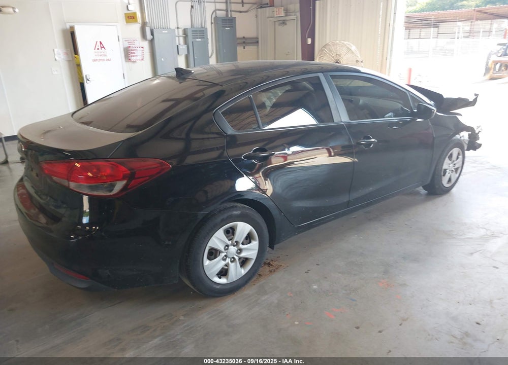 2017 KIA FORTE LX VIN: 3KPFK4A71HE054661