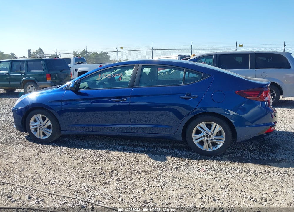 2020 HYUNDAI ELANTRA SEL VIN: 5NPD84LF0LH555491