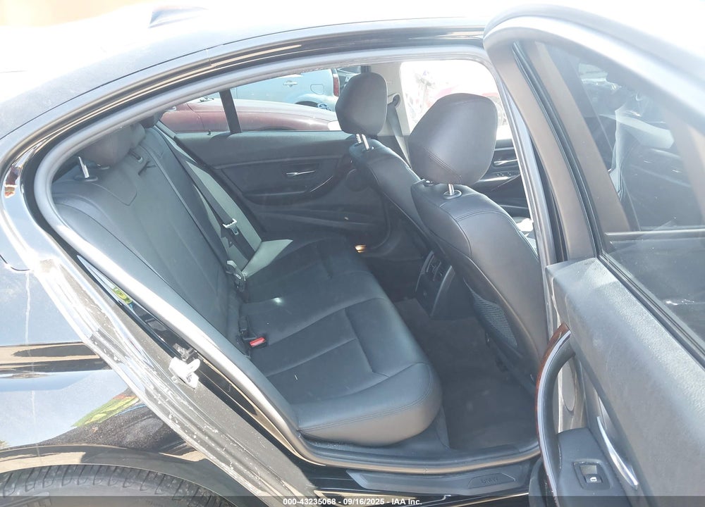 2015 BMW 3 SERIES VIN: WBA3C1C5XFP852225